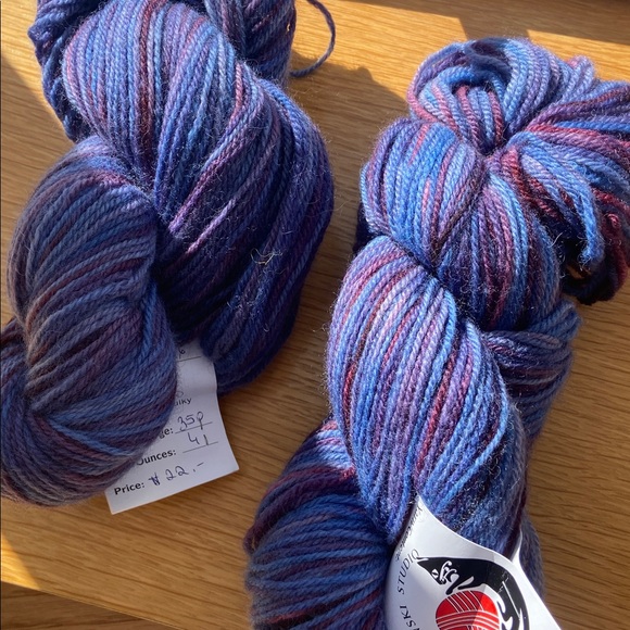 BFL BLUEFACED LEICESTER DK 
100% WOOL 2 Skeins JAN MAREK RACZKOWSKI STUDIO yarn - Picture 5 of 12